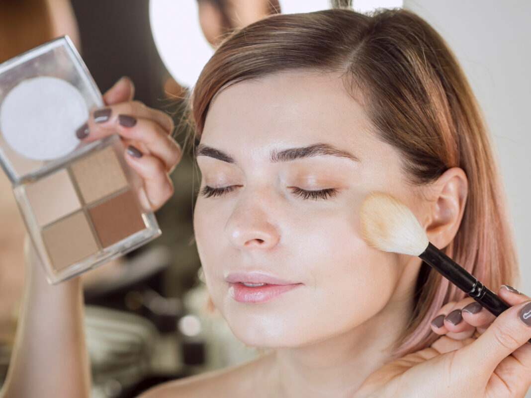 tutoriel-maquillage-naturel-la-routine-beaute-ideale-au-quotidien